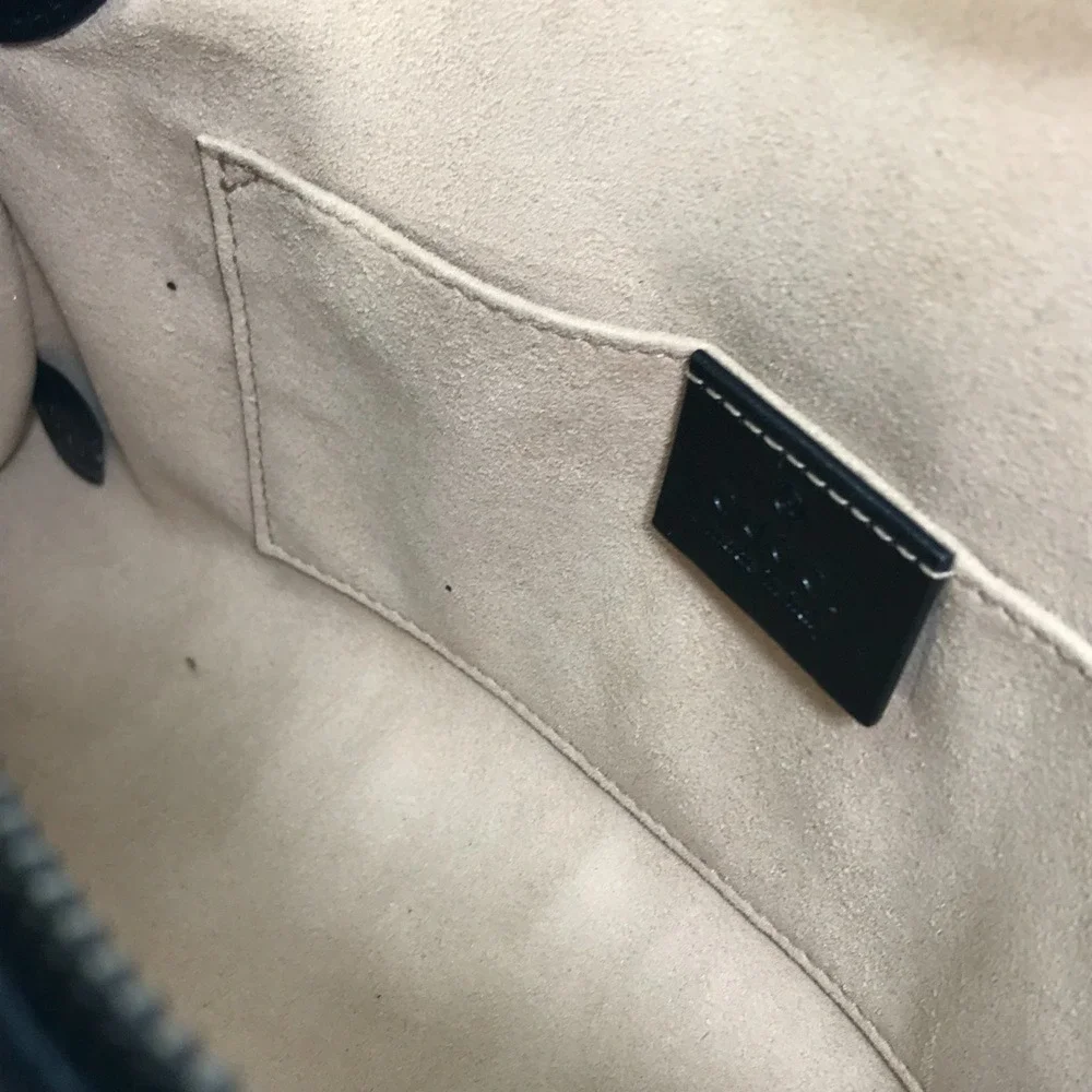 GUCCI Authentic Black Leather GG Marmont Shoulder Bag - Picture 15 of 16